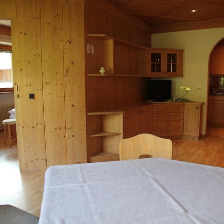 באדיה Hotel Cavallino מראה חיצוני תמונה